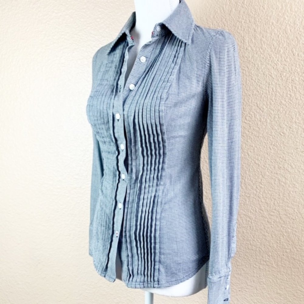 Guess Jeans Houndstooth Button Down Stretch Blouse